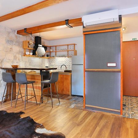 Apartments With A Parking Space Omis - 19051 Екстер'єр фото